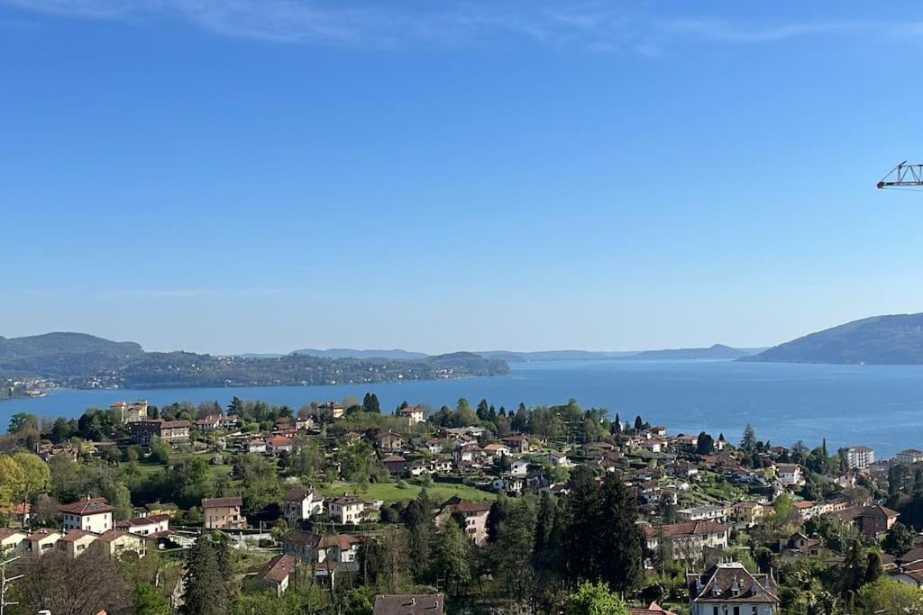 Overlooking Lago Maggiore Verbania Exterior foto