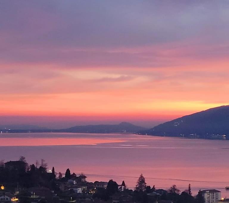 Overlooking Lago Maggiore Verbania Exterior foto