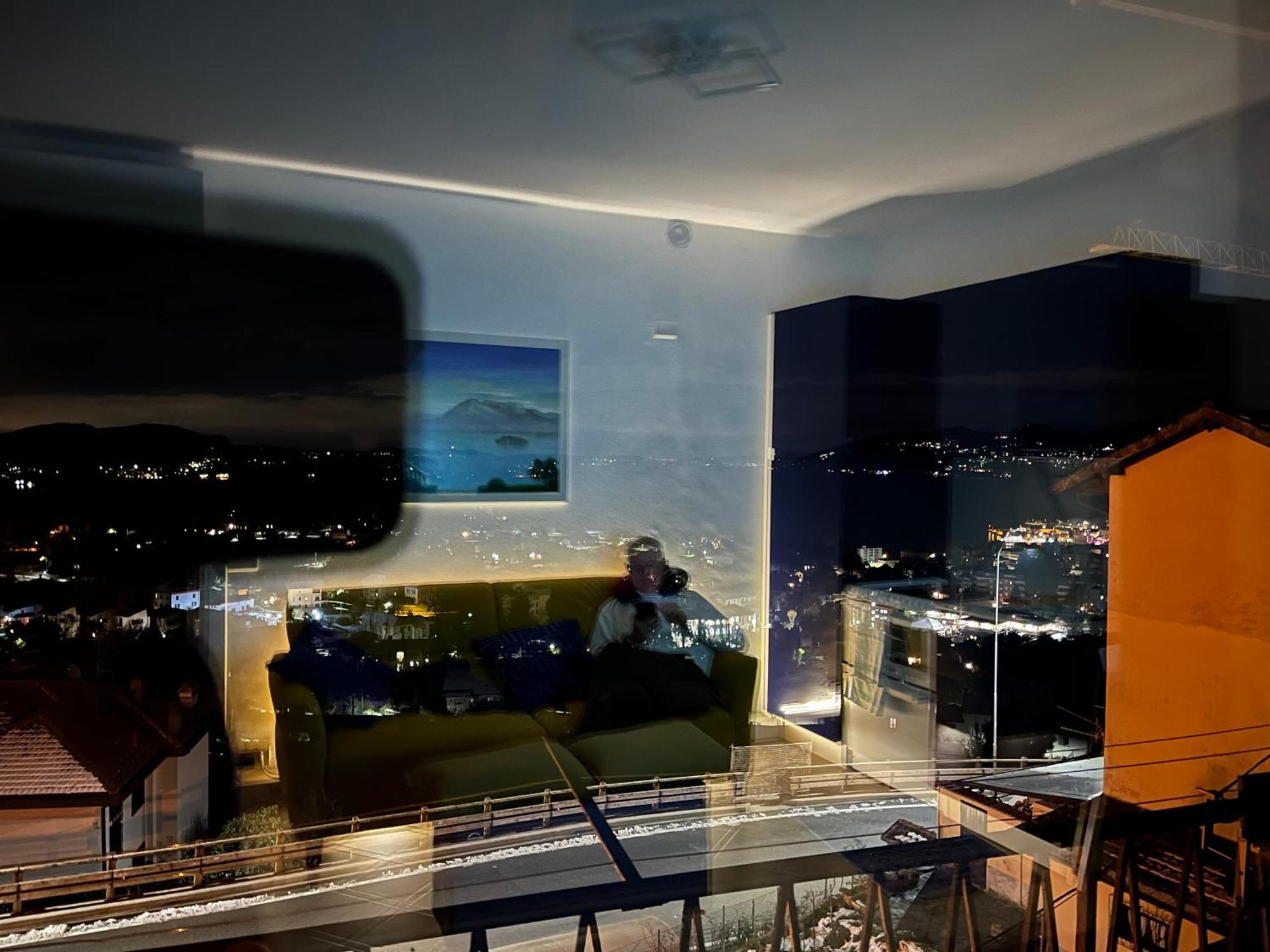 Overlooking Lago Maggiore Verbania Exterior foto